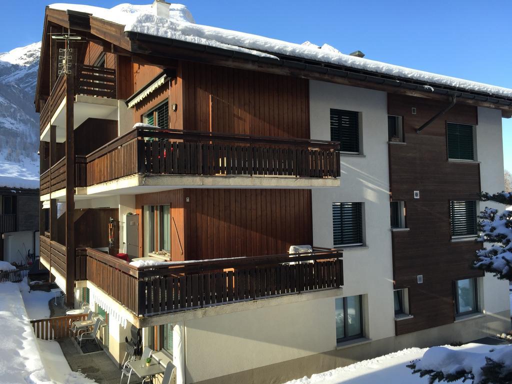 Haus Fleckstein Zermatt Wohnung Karibu Camera foto