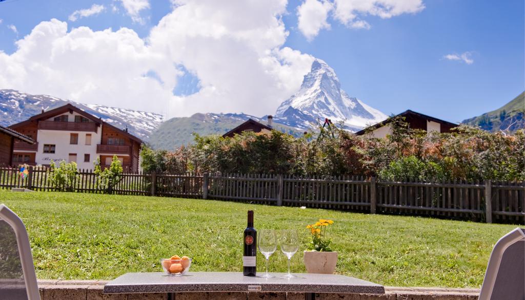 Haus Fleckstein Zermatt Wohnung Karibu Esterno foto